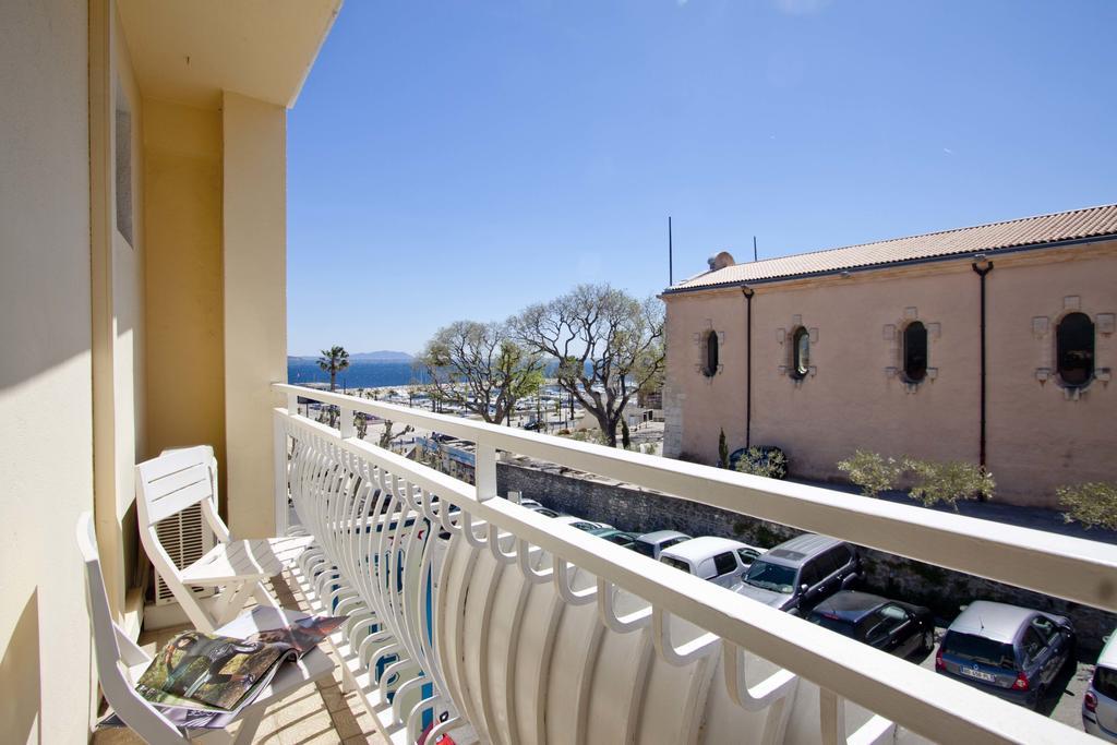 Hôtel La Croix de Malte La Ciotat Exterior foto